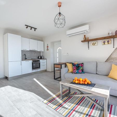 Izabela Apartment With Swimming Pool Babino Polje Εξωτερικό φωτογραφία